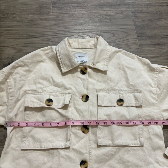 Bershka Women’s Sz M Ivory Canvas Jacket Pockets Buttons Classic Preppy Cropped - Picture 9 of 11